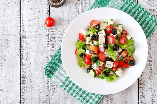 Hrana za zdrave oči u grčkom stilu: grčka salata