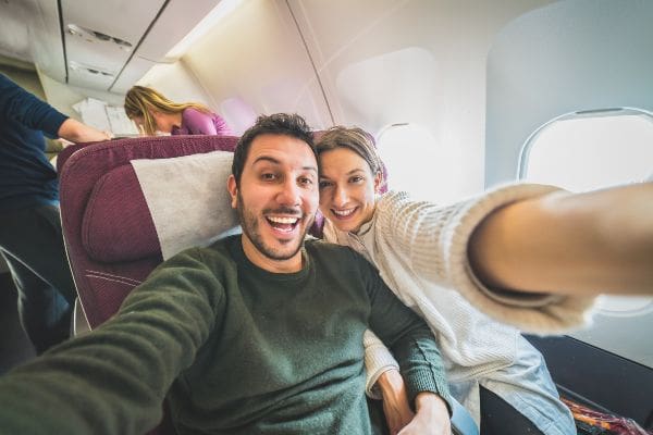 Zbog suhog zraka u zrakoplovu, važna je pravilna njega očiju