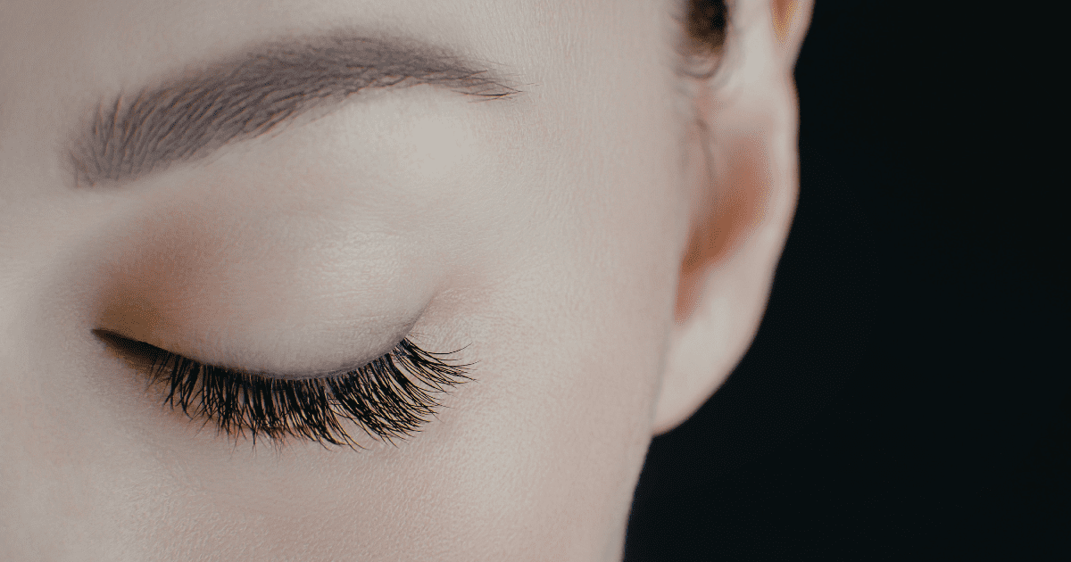 Prirodna koža vjeđa i trepavice kao dio svakodnevne njege očiju
